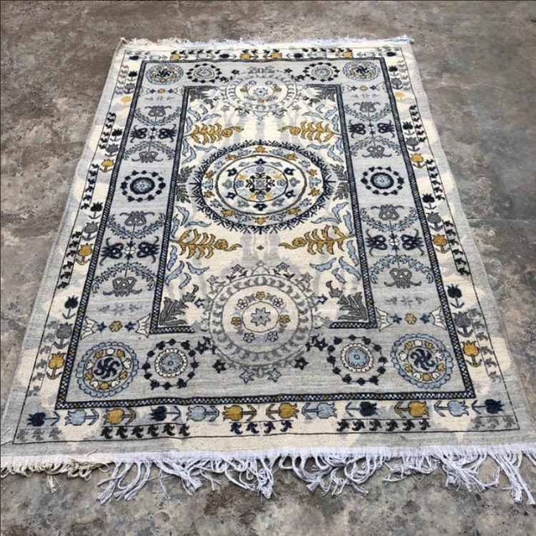 Ethnic Mugal Design Carpet